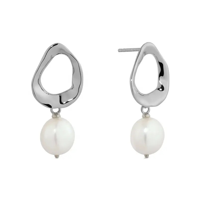 Moderne parel oorbellen